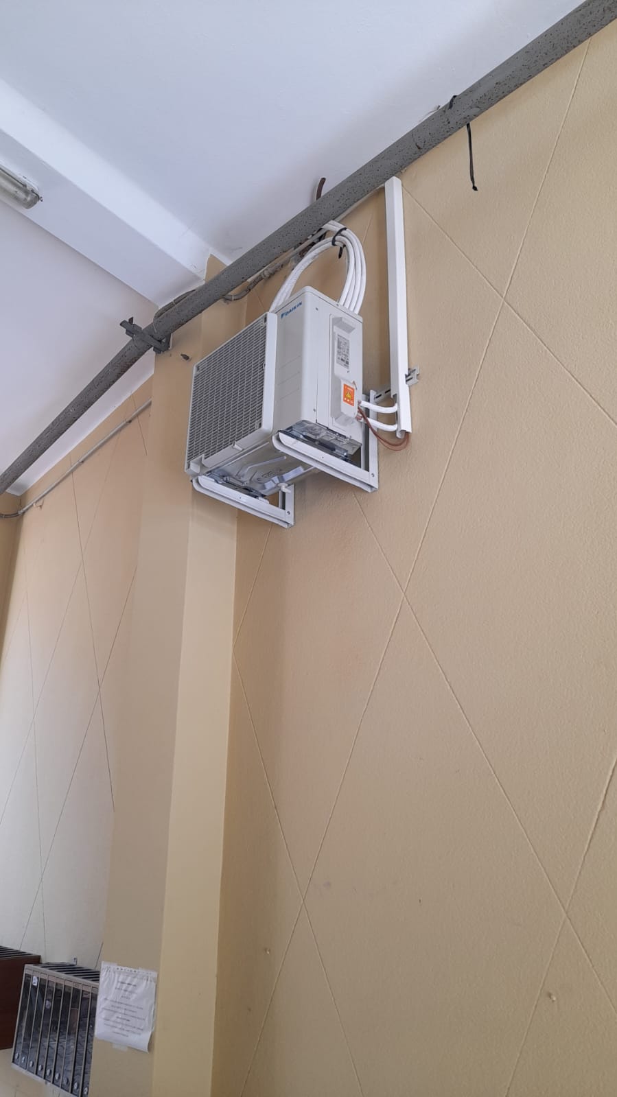 unità esterna Daikin. Milano zona Precotto