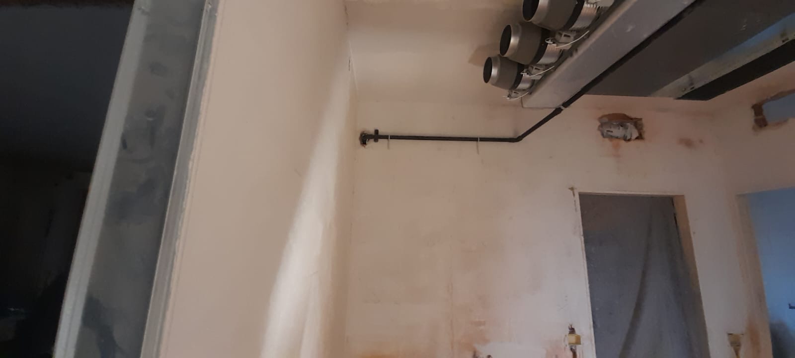 Unità interna Canalizzata Daikin FBA100 con sistema Airzone integrato. Milano Q.re San Siro
